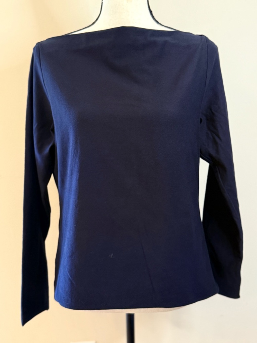 Les Filles D’Ailleurs  dressy navy blue long sleeve tee SZ XL